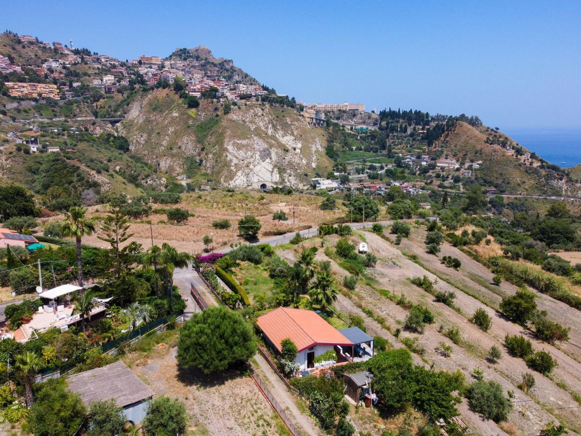 Holidaysora Taormina - Il Giardino Di Graziella Apartment