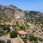 holidaysora Taormina