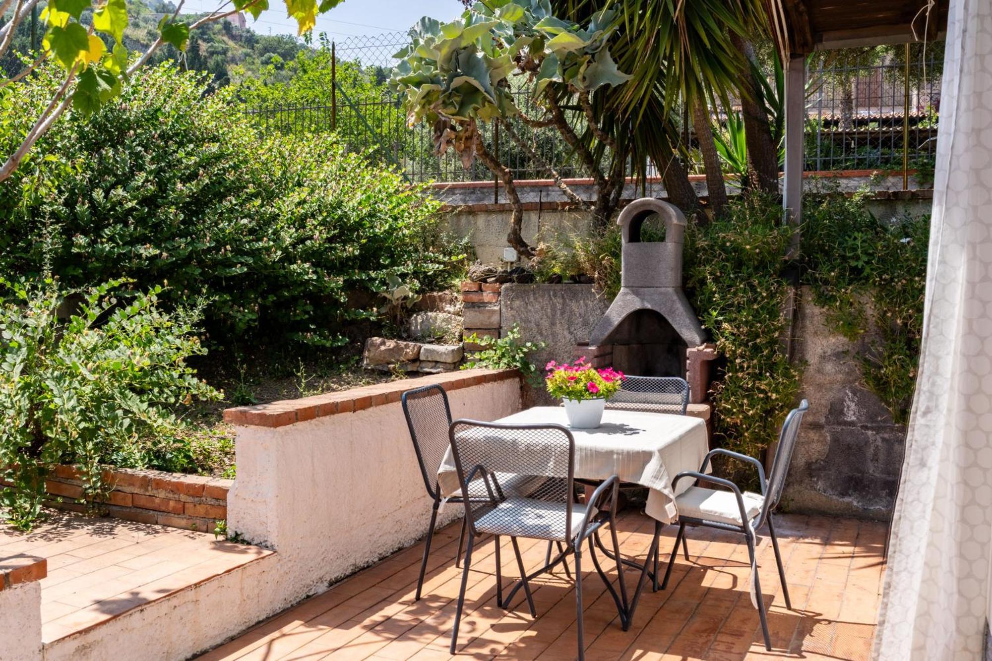 Holidaysora Apartamento Taormina